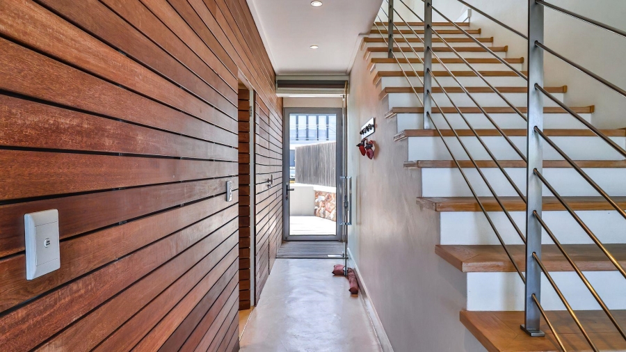 3 Bedroom Property for Sale in De Kelders Western Cape